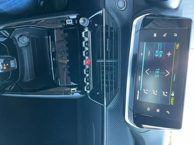 Peugeot E-2008 Allure Pack