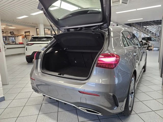 Mercedes-Benz A 180 AMG Line