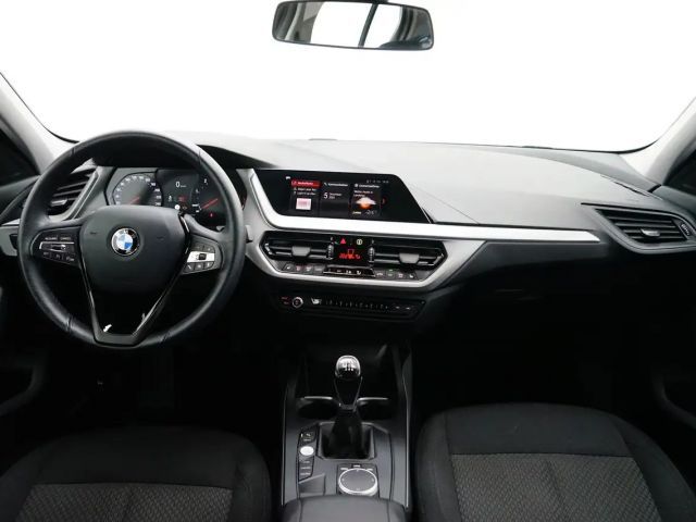 BMW 116 116d 5-deurs Sedan