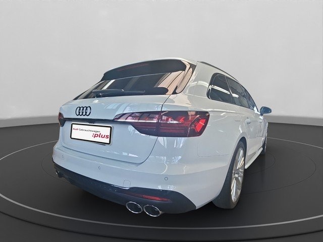 Audi S4 Avant Quattro