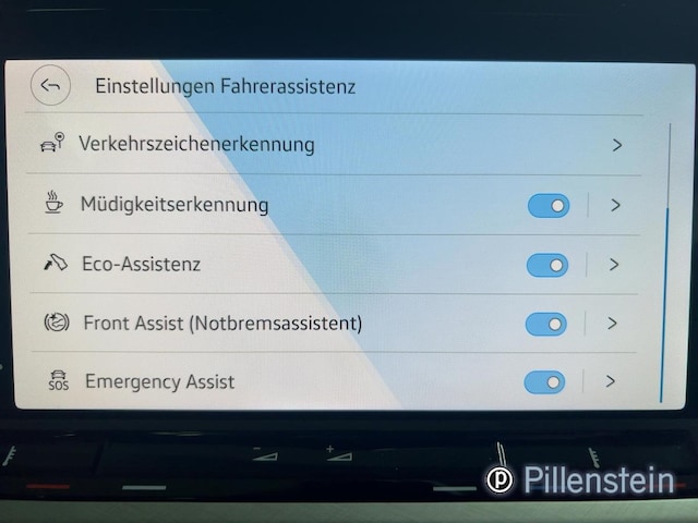 Volkswagen Golf Business DSG Variant