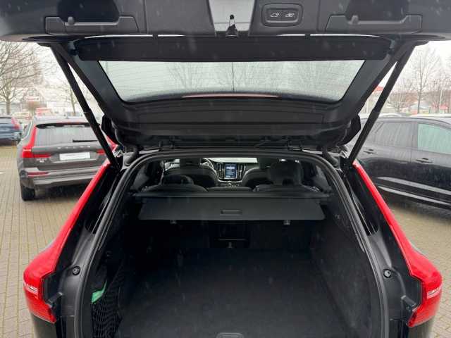 Volvo XC60 AWD Dark Ultimate