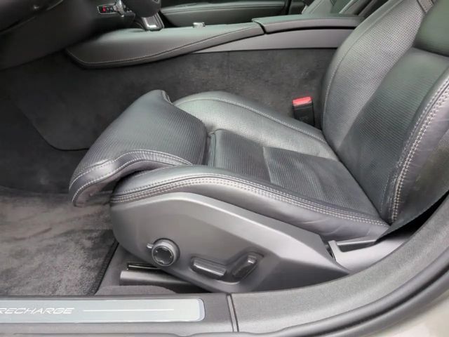 Volvo V90 R-Design Recharge T6