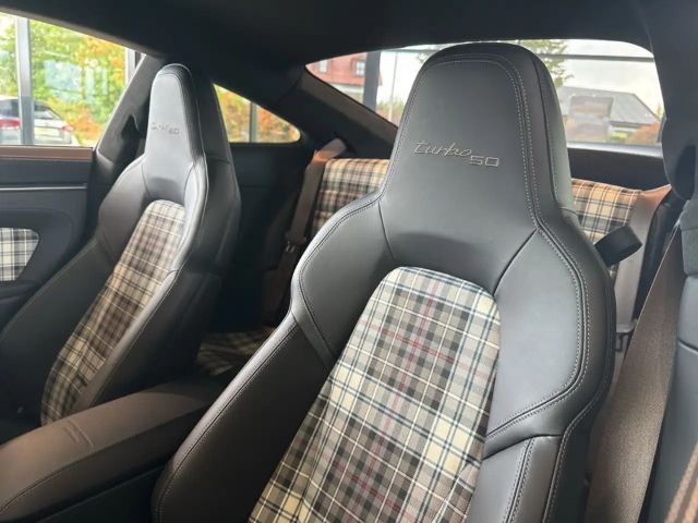 Porsche 992 Coupé Turbo