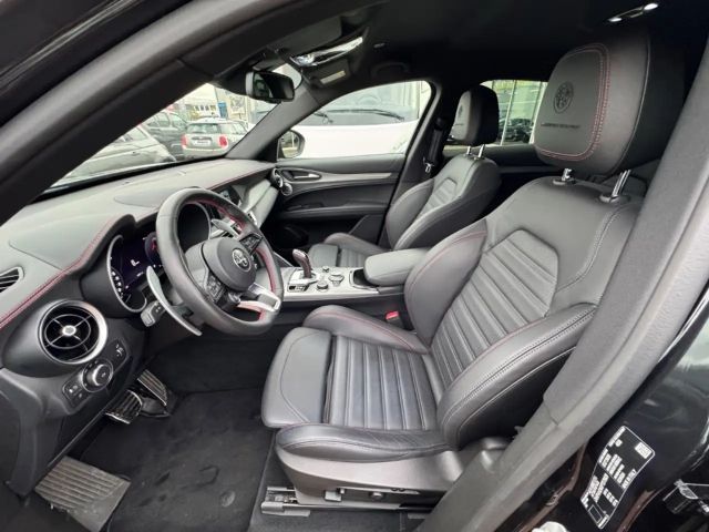 Alfa Romeo Stelvio Q4