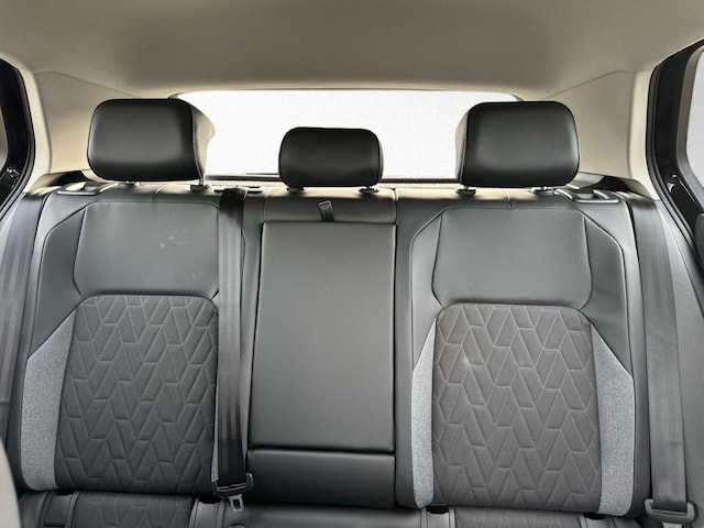 Volkswagen Golf 1.5 TSI Golf VIII Plus