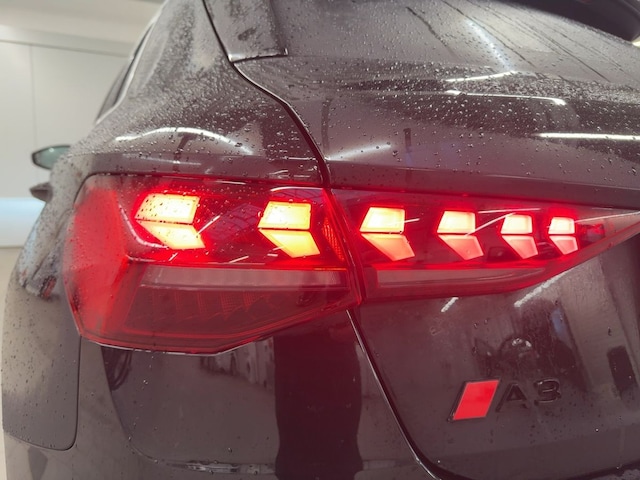 Audi A3 35 TFSI S-Line S-Tronic Sportback