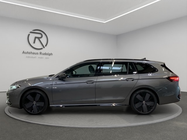 Volkswagen Passat DSG R-Line