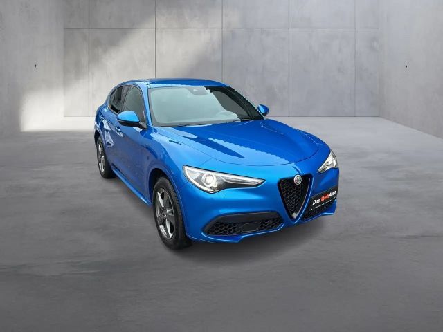 Alfa Romeo Stelvio AT8 Q4 Veloce