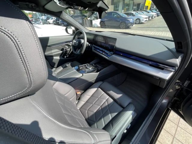 BMW 550 M-Sport Sedan xDrive