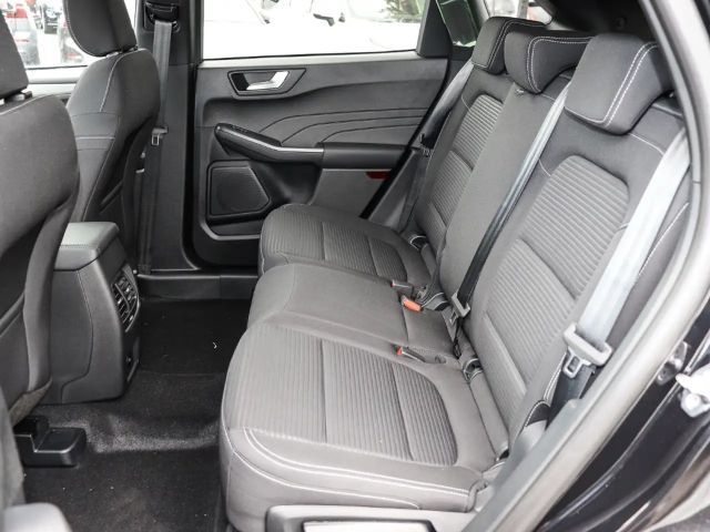 Ford Kuga Hybrid Titanium