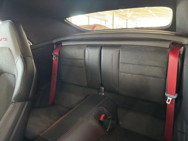 Porsche 992 4 Cabrio GTS