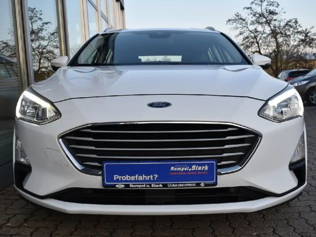 Ford Focus Cool & Connect