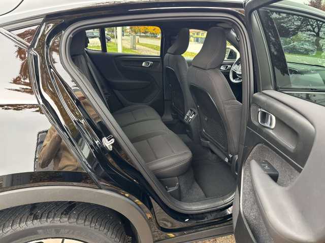 Volvo C40 AWD Core Recharge