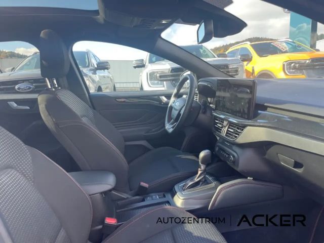 Ford Focus ST Line Wagon