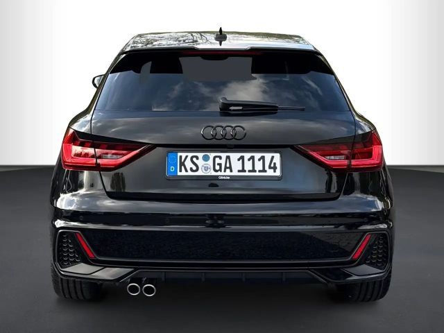 Audi A1 2.0 TFSI S-Line