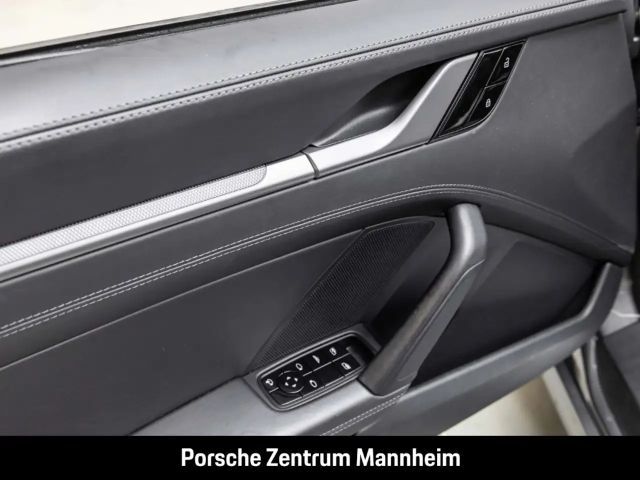 Porsche 992 4 Cabrio Carrera