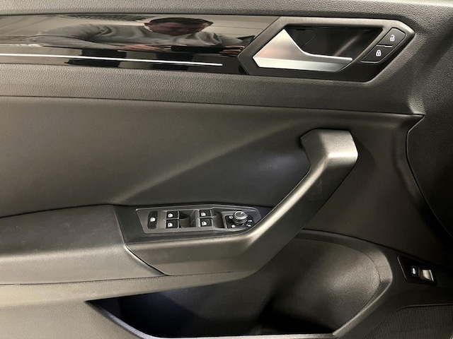 Volkswagen T-Roc 2.0 TSI DSG