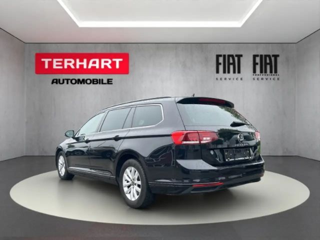 Volkswagen Passat 1.5 TSI Business DSG Variant