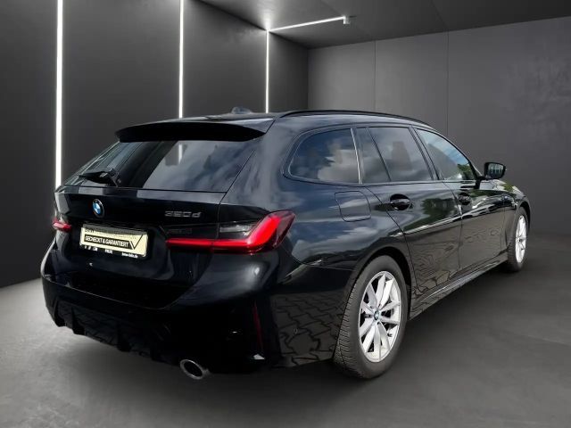 BMW 320 320d M-Sport Touring xDrive