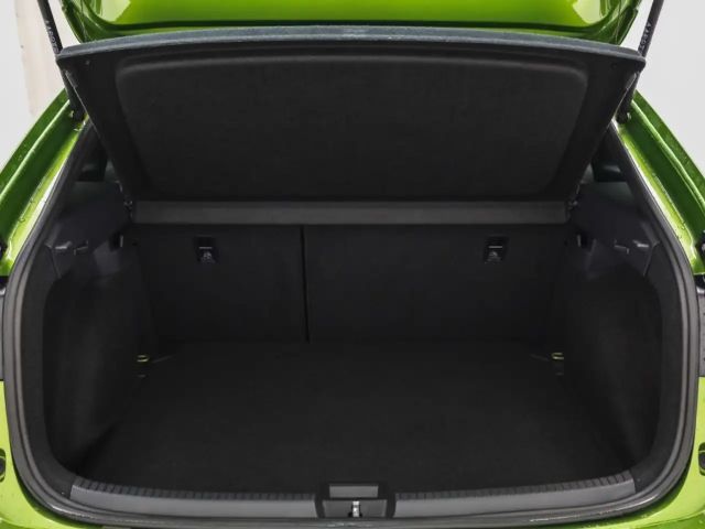 Volkswagen Taigo 1.5 TSI DSG R-Line Style