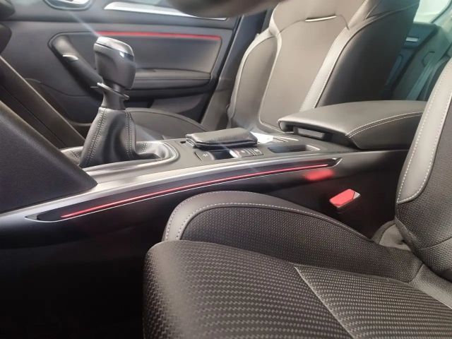 Renault Megane Combi Intens TCe 140