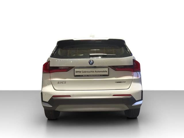 BMW iX1 xDrive30