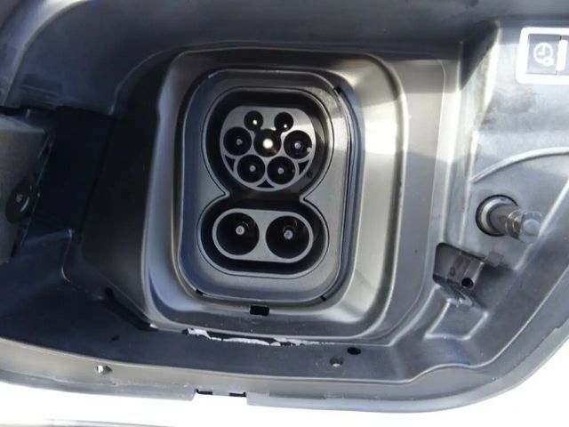 Peugeot E-2008 GT-Line