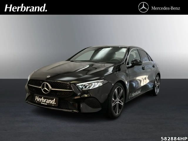 Mercedes-Benz A 180 Limousine +PROGRSSIVE-LINE-ADVANCED+LED+