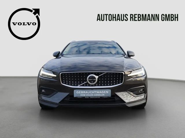 Volvo V60 Cross Country AWD Ultimate