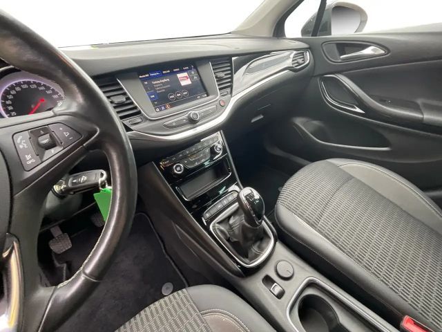 Opel Astra 1.2 Turbo Sports Tourer Turbo