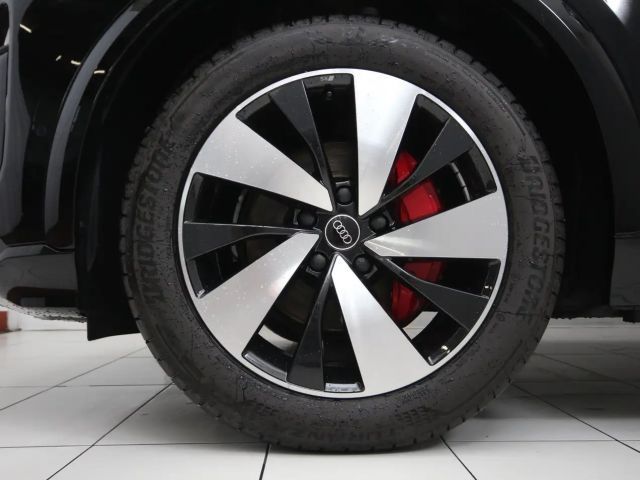 Audi Q6 e-tron Quattro