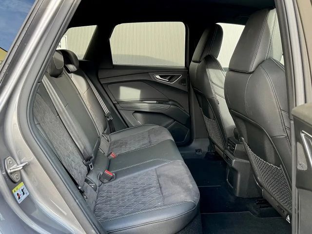 Audi Q4 e-tron 50 Quattro S-Line