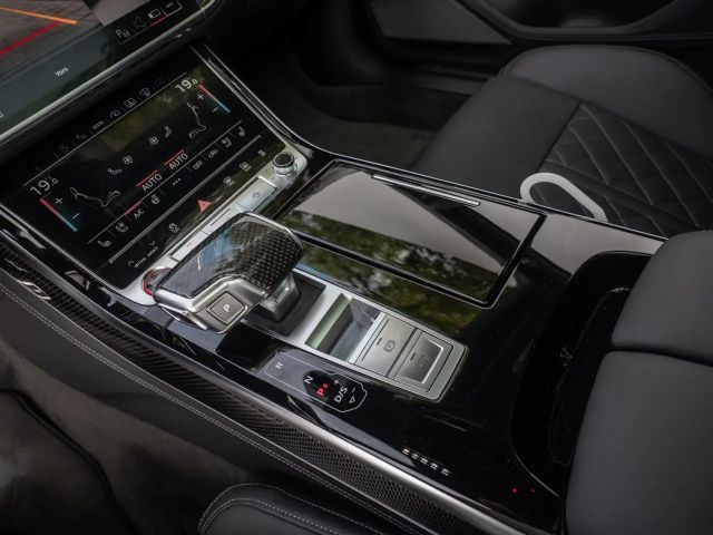 Audi S8 TFSI MATRIX PANO STANDHZ TV B&O