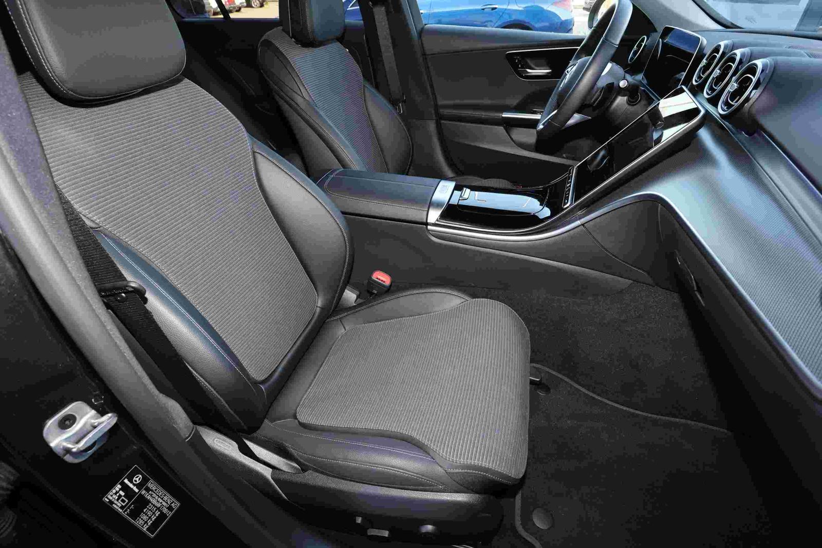 Mercedes-Benz C 180 AVANTGARDE Estate