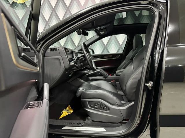 Porsche Cayenne Coupé E-Hybrid