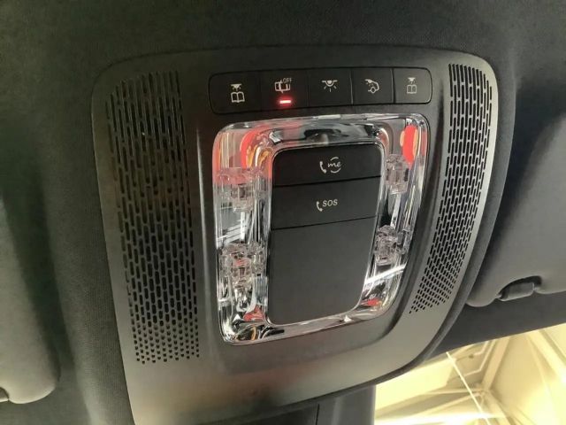 Mercedes-Benz EQB 300 4MATIC AMG Line