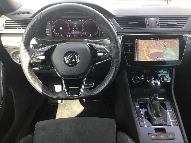 Skoda Superb 2.0 TDI Combi