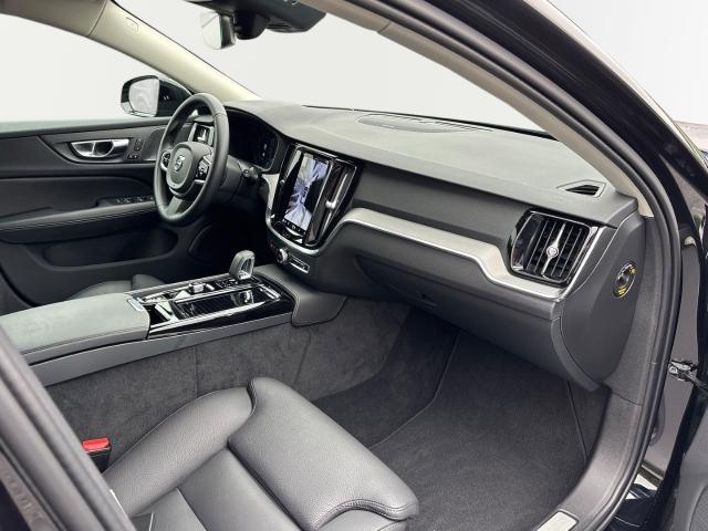 Volvo V60 AWD Dark Plus Recharge T6