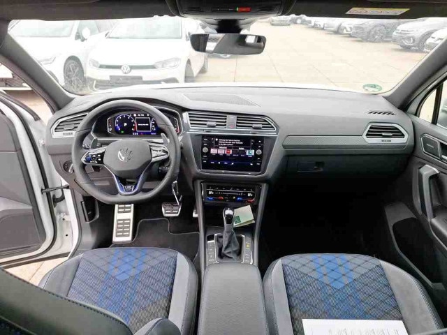 Volkswagen Tiguan Tiguan 4M R PANO LM21 HARMAN KAMERA