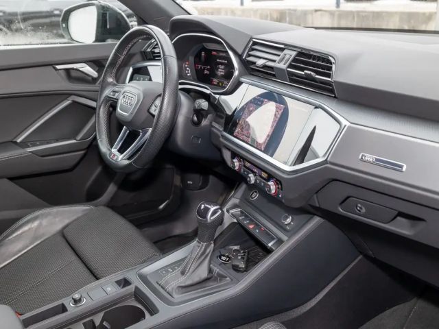 Audi Q3 35 TFSI S-Line