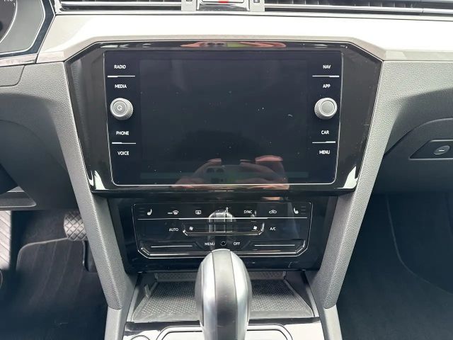 Volkswagen Passat GTE Variant