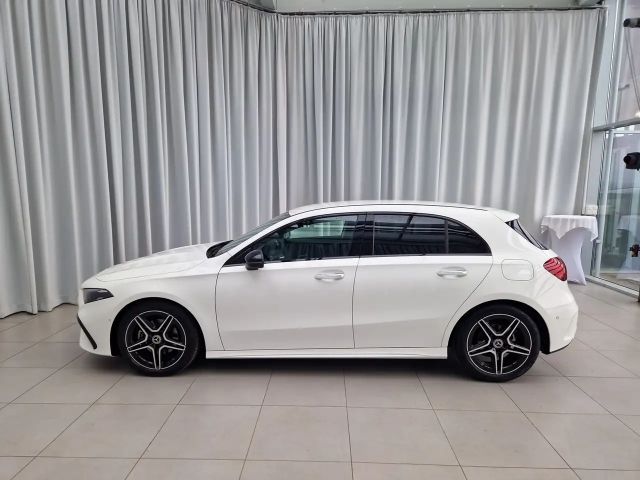 Mercedes-Benz A 180 AMG Line Hatchback