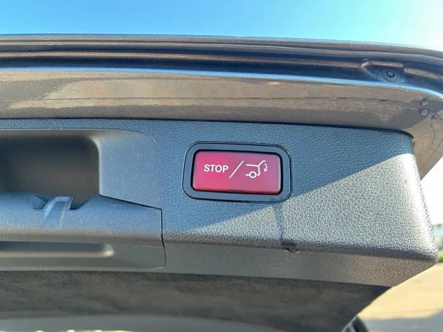 Mercedes-Benz E 220 4MATIC E 220 d