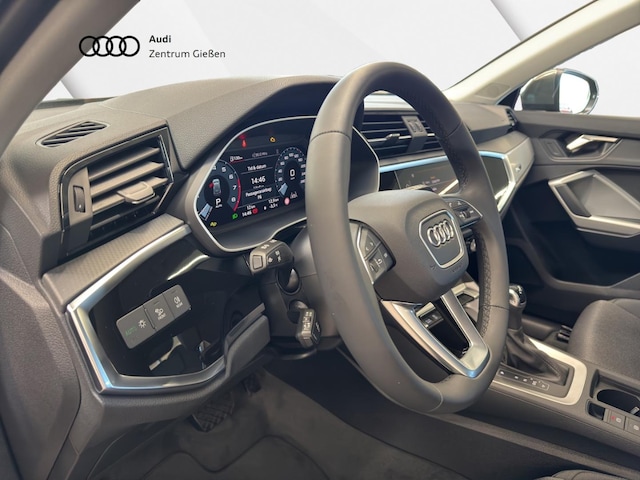 Audi Q3 S-Tronic