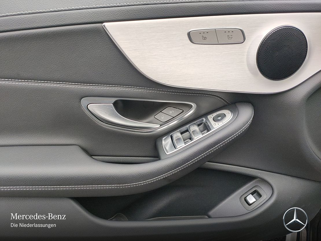 Mercedes-Benz C 200 AMG Line Cabriolet