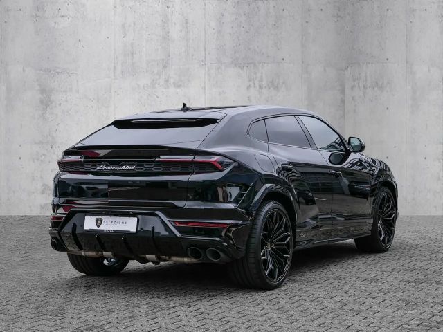 Lamborghini Urus SE Nero Helene, Style Pack High Gloss Black