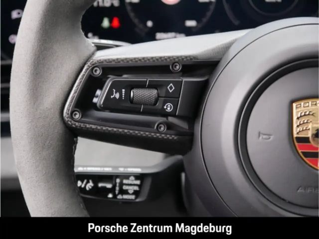 Porsche Taycan GTS Sport Turismo