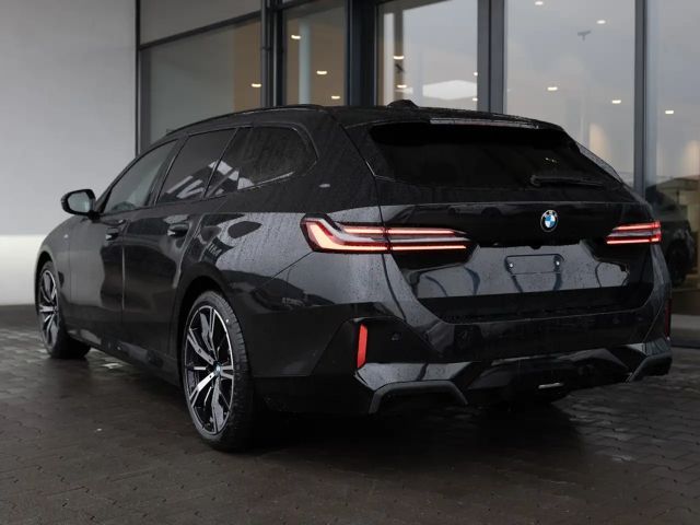 BMW 520 520d M-Sport Touring xDrive