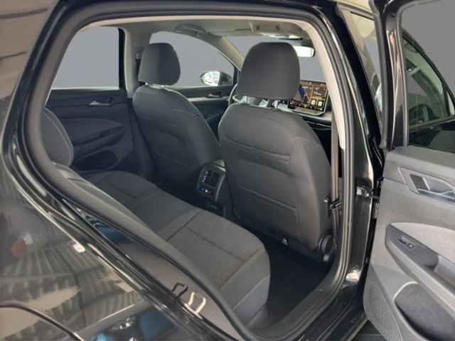 Volkswagen Golf 1.5 TSI Golf VIII